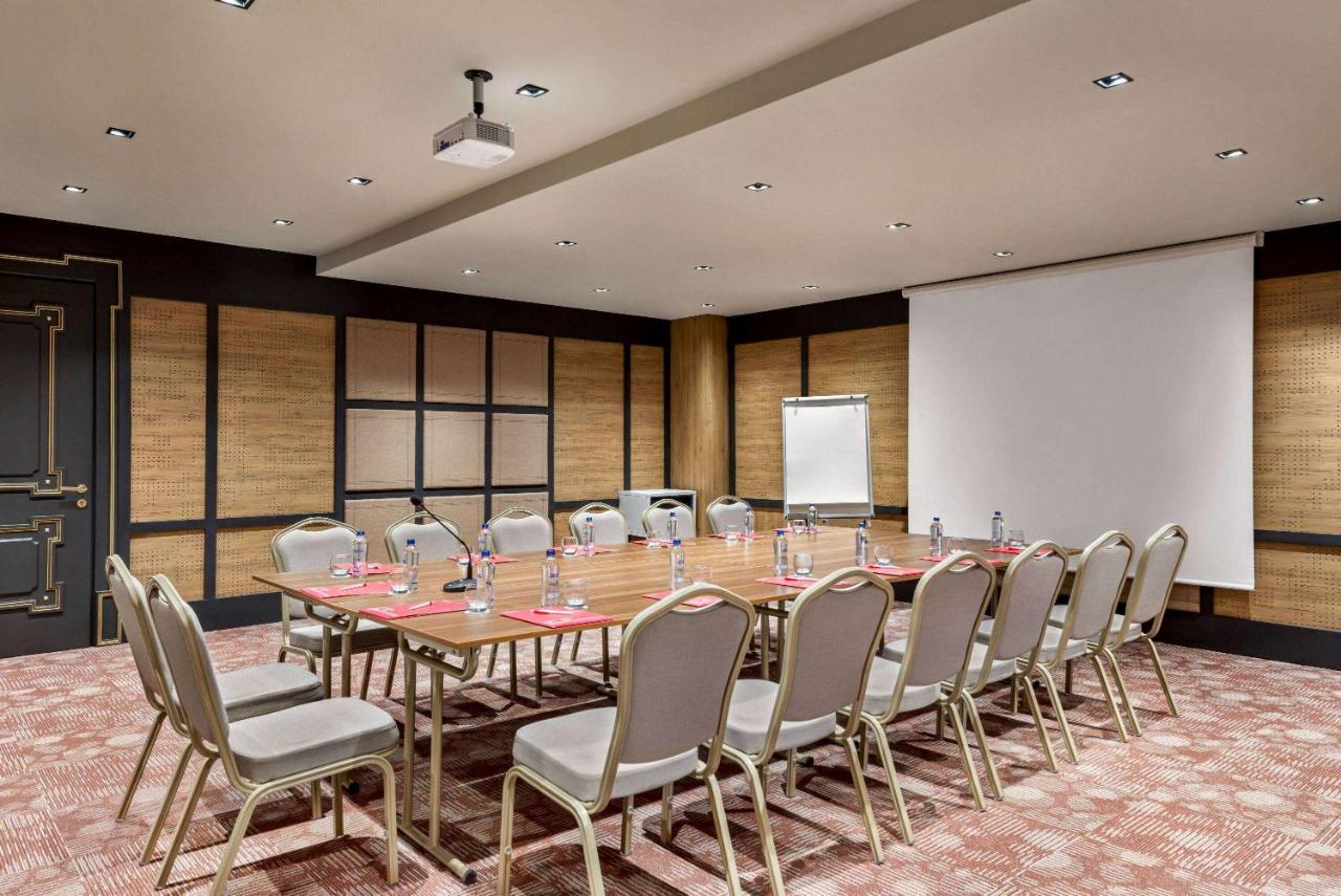 Ramada By Wyndham Ερζουρούμ Εξωτερικό φωτογραφία